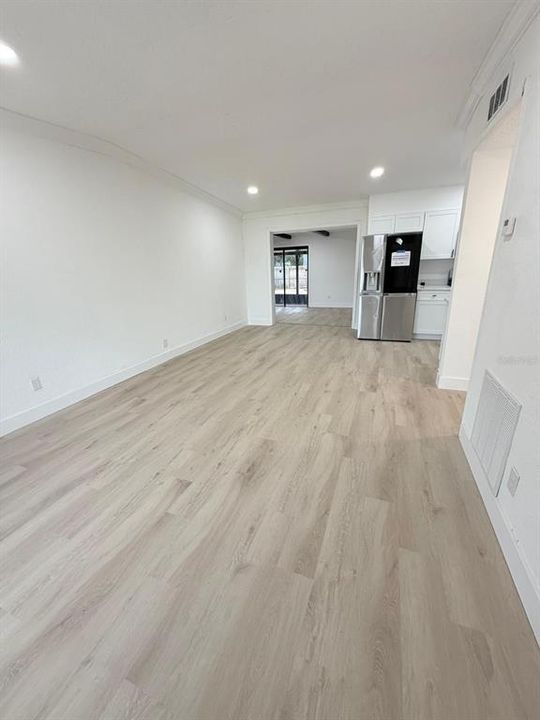 На продажу: $474,900 (4 спален, 3 ванн, 1613 Квадратных фут)