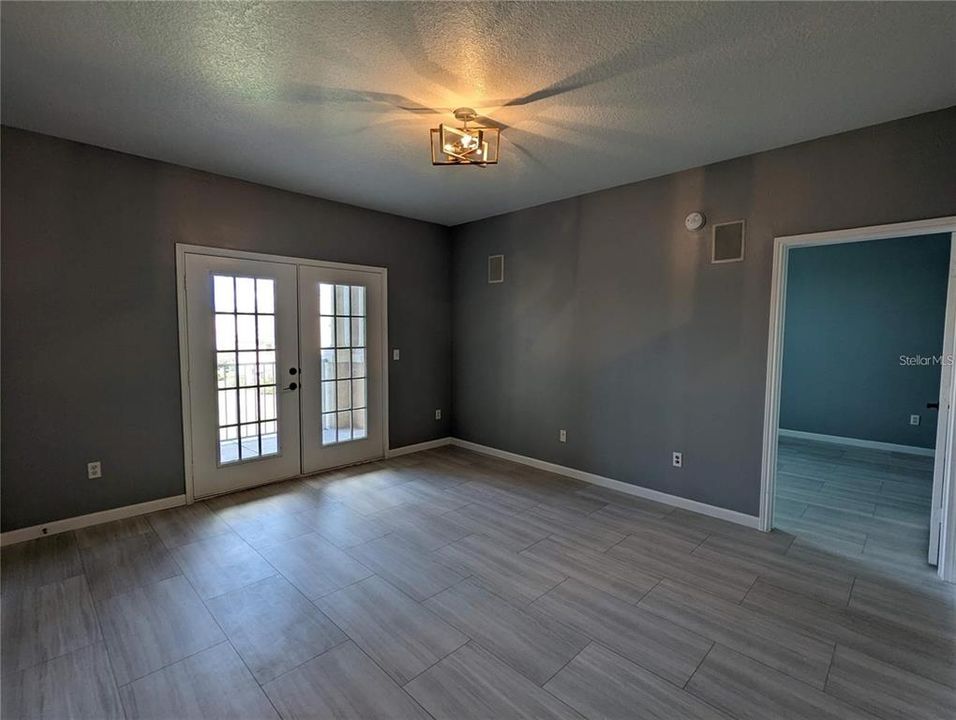 В аренду: $1,850 (2 спален, 2 ванн, 1041 Квадратных фут)