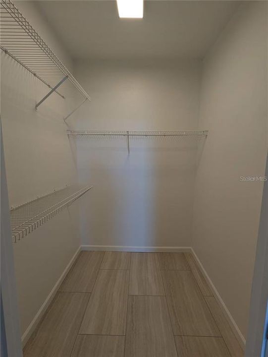 В аренду: $1,850 (2 спален, 2 ванн, 1041 Квадратных фут)