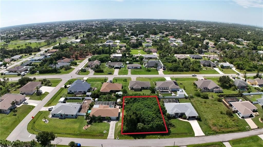 На продажу: $21,000 (0.23 acres)
