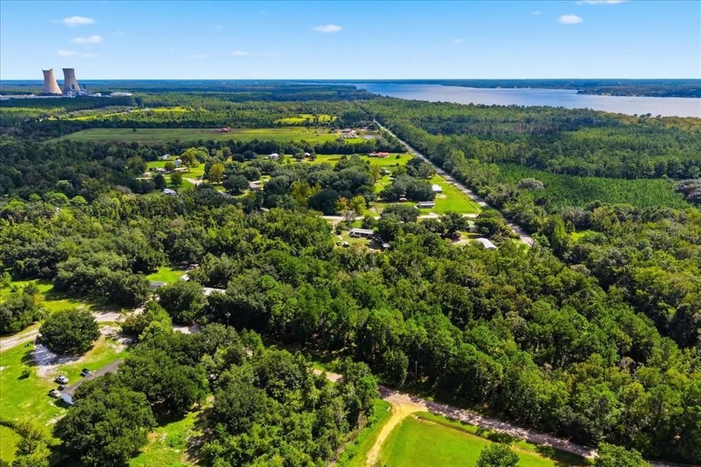 En Venta: $43,000 (1.13 acres)