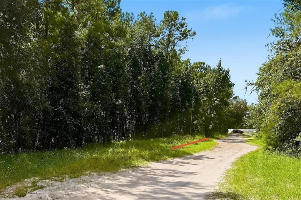 En Venta: $43,000 (1.13 acres)