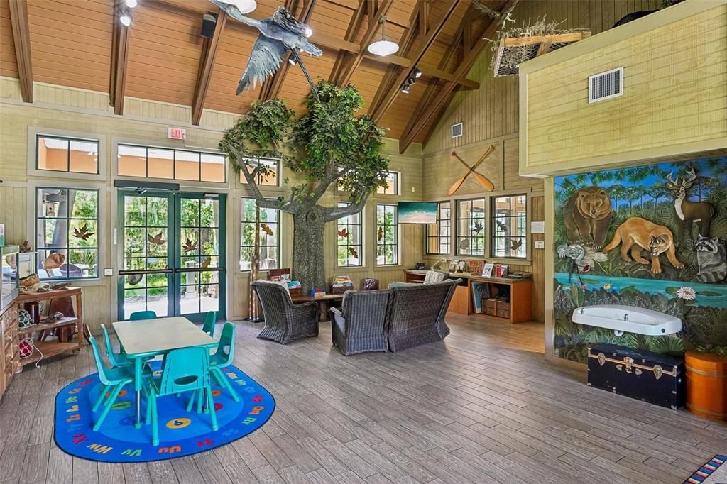 For Sale: $575,000 (4 beds, 3 baths, 2795 Square Feet)
