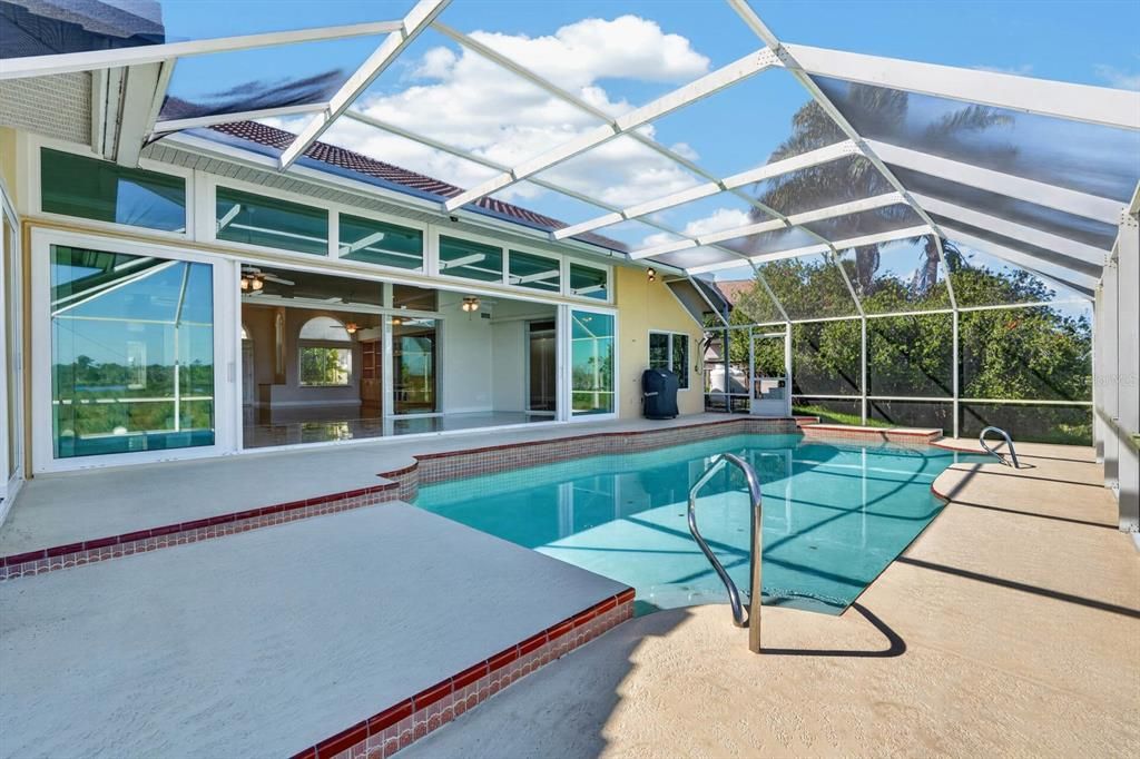 For Sale: $675,000 (3 beds, 3 baths, 2917 Square Feet)