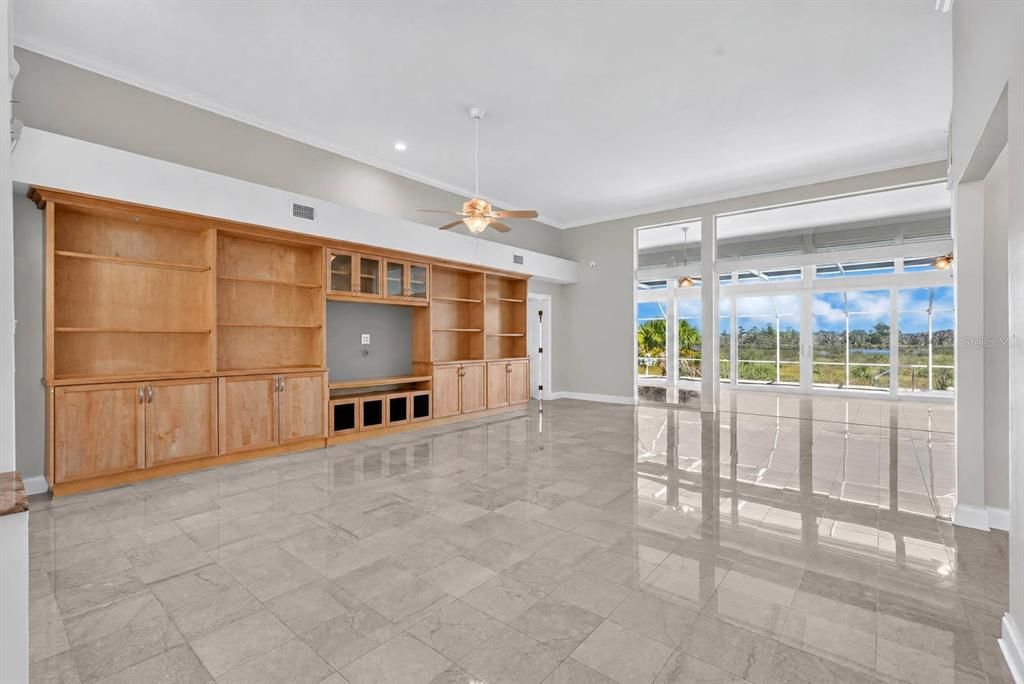 For Sale: $675,000 (3 beds, 3 baths, 2917 Square Feet)