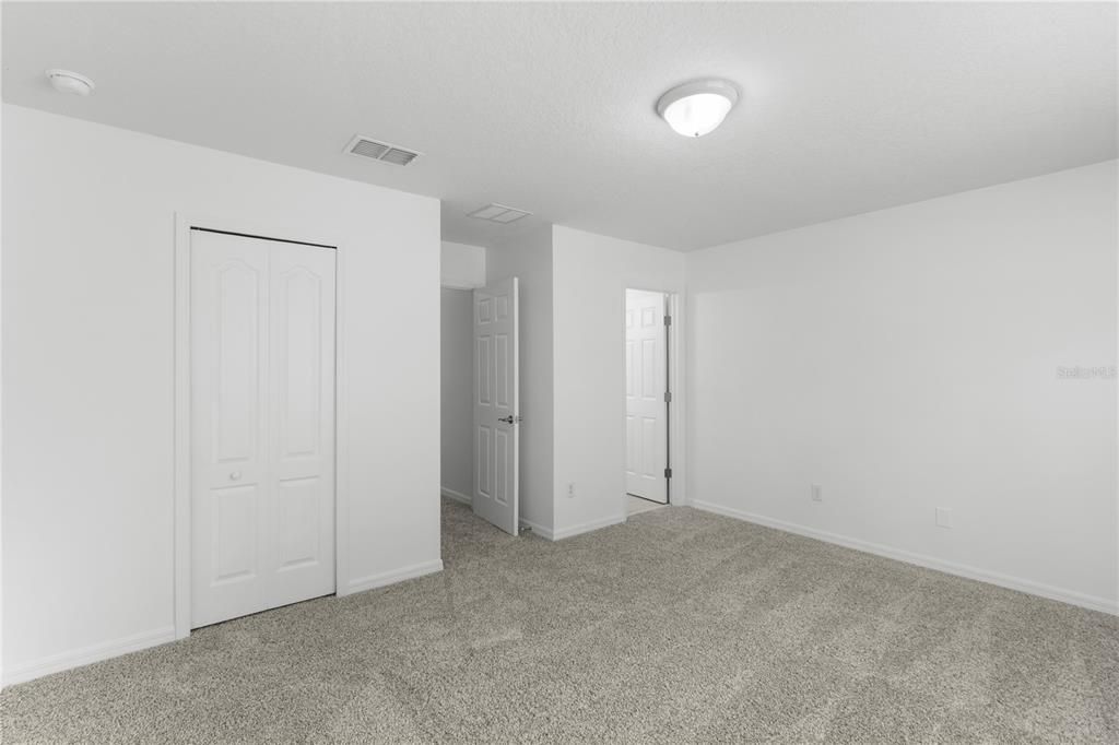 En Venta: $429,000 (4 camas, 2 baños, 1606 Pies cuadrados)