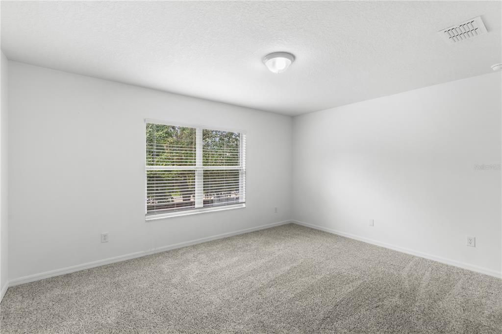 En Venta: $429,000 (4 camas, 2 baños, 1606 Pies cuadrados)