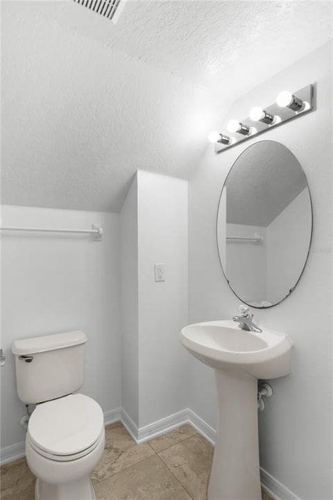 En Venta: $429,000 (4 camas, 2 baños, 1606 Pies cuadrados)