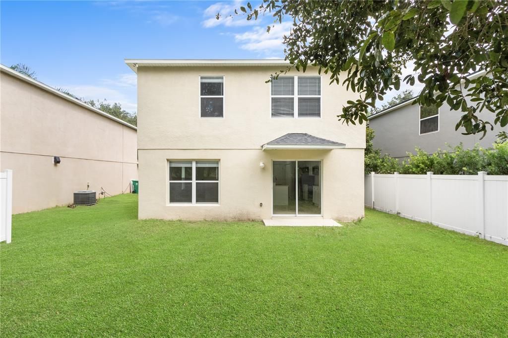 En Venta: $429,000 (4 camas, 2 baños, 1606 Pies cuadrados)