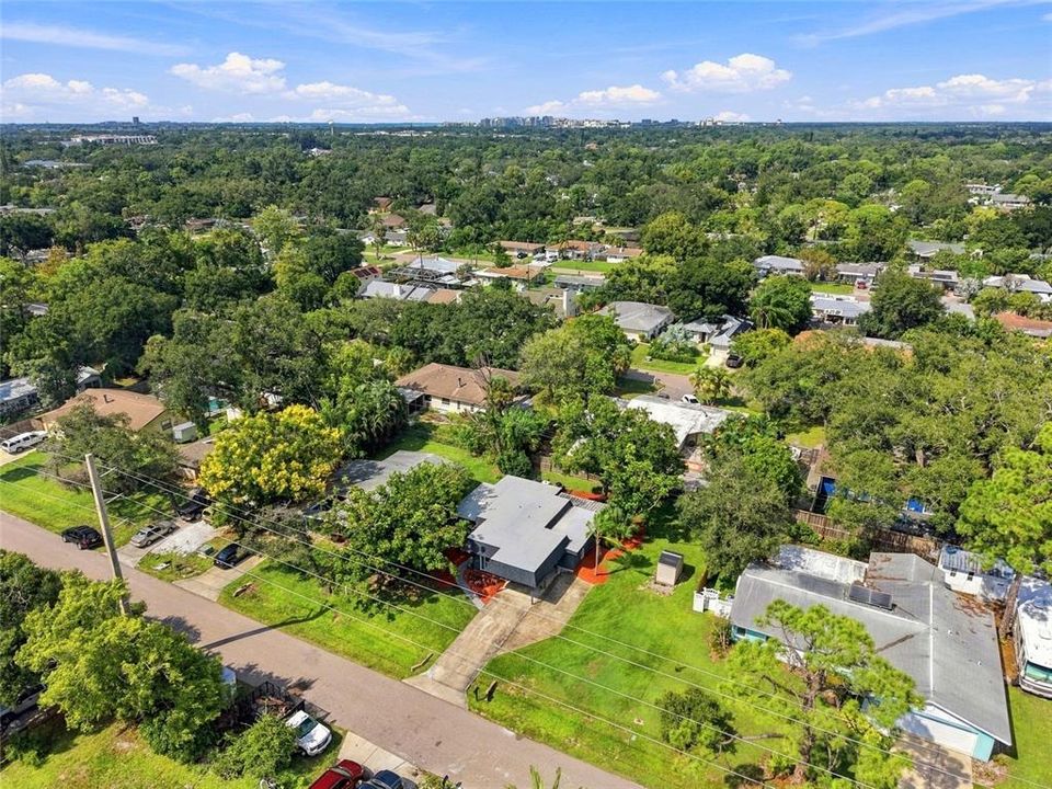 For Sale: $349,000 (2 beds, 2 baths, 1210 Square Feet)