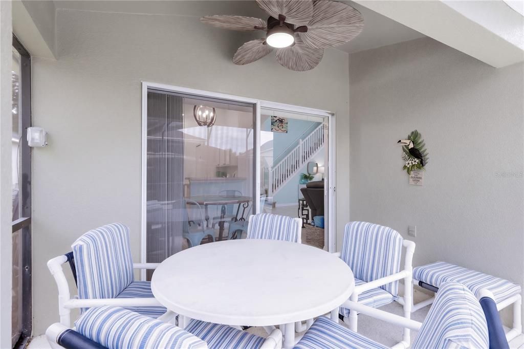 En Venta: $498,888 (5 camas, 3 baños, 2317 Pies cuadrados)