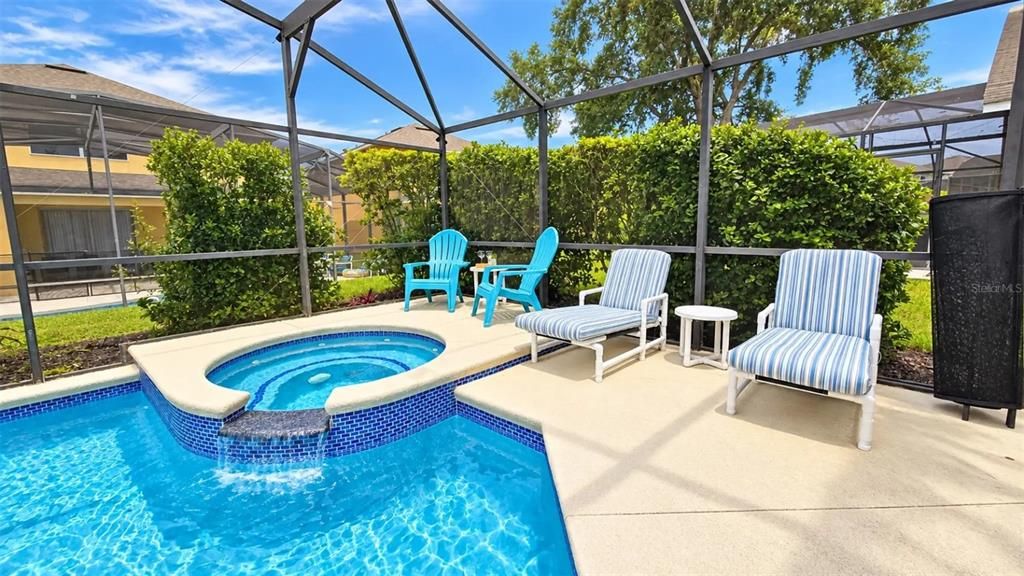 En Venta: $498,888 (5 camas, 3 baños, 2317 Pies cuadrados)