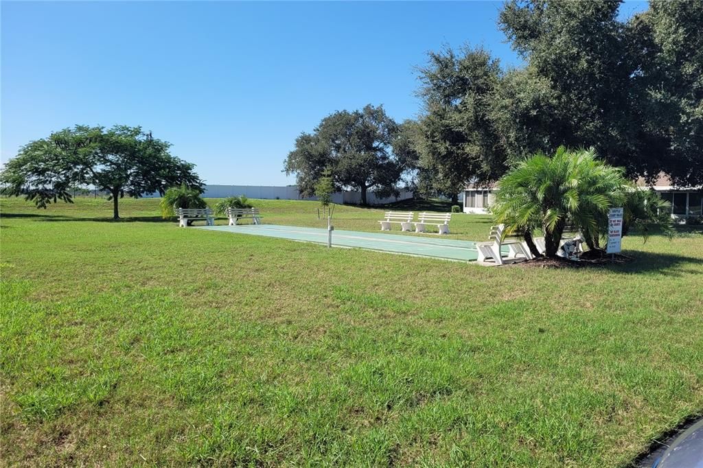 For Sale: $149,900 (2 beds, 2 baths, 972 Square Feet)