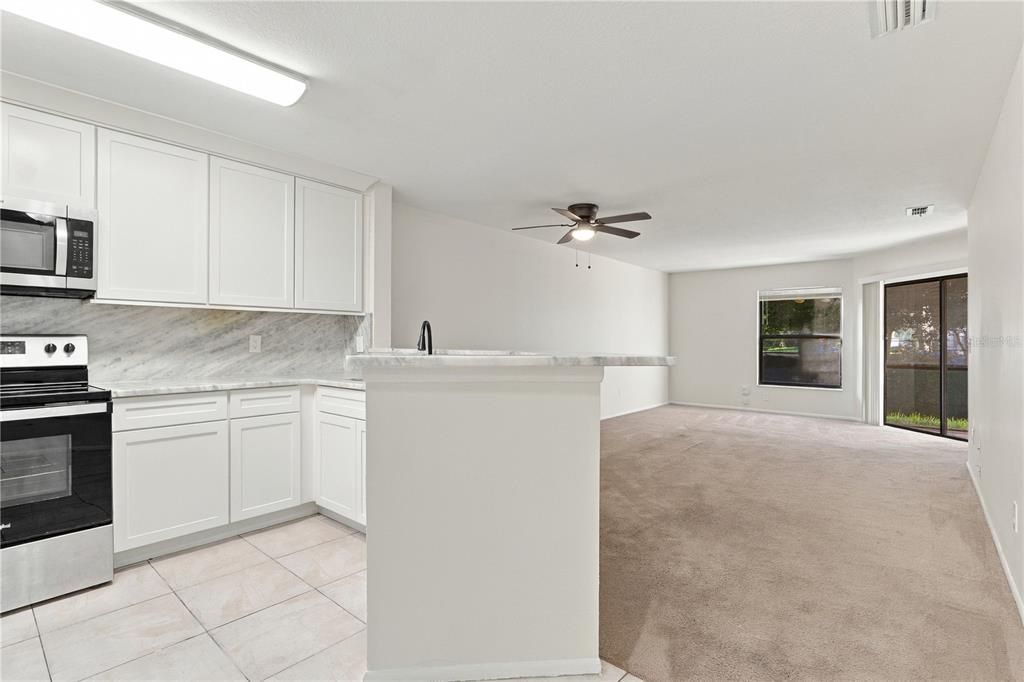 En Venta: $255,000 (2 camas, 2 baños, 1014 Pies cuadrados)