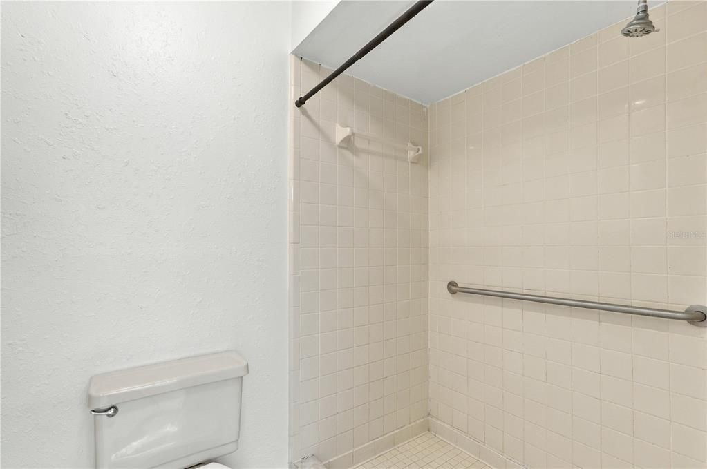 En Venta: $255,000 (2 camas, 2 baños, 1014 Pies cuadrados)