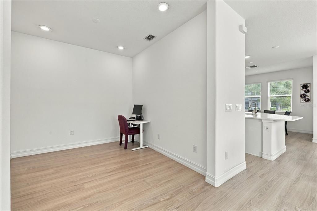 En Venta: $430,000 (3 camas, 2 baños, 2047 Pies cuadrados)