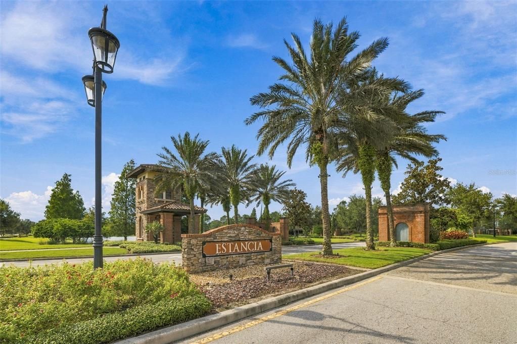En Venta: $430,000 (3 camas, 2 baños, 2047 Pies cuadrados)