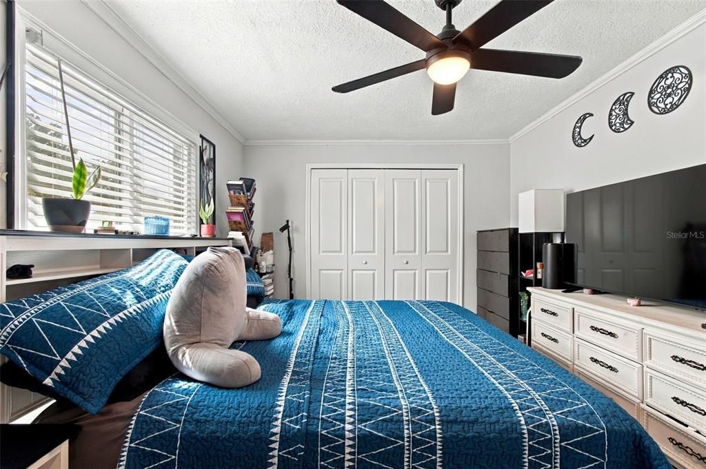 En Venta: $399,500 (4 camas, 2 baños, 1224 Pies cuadrados)