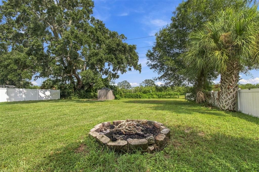 En Venta: $399,500 (4 camas, 2 baños, 1224 Pies cuadrados)