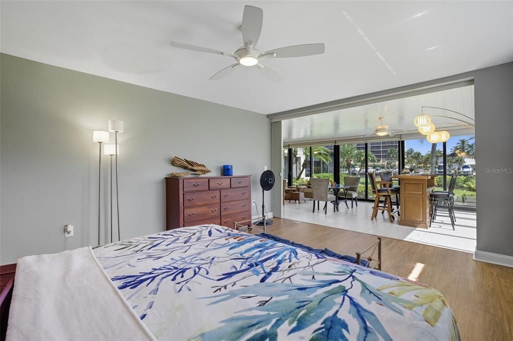 For Sale: $369,000 (3 beds, 2 baths, 2569 Square Feet)