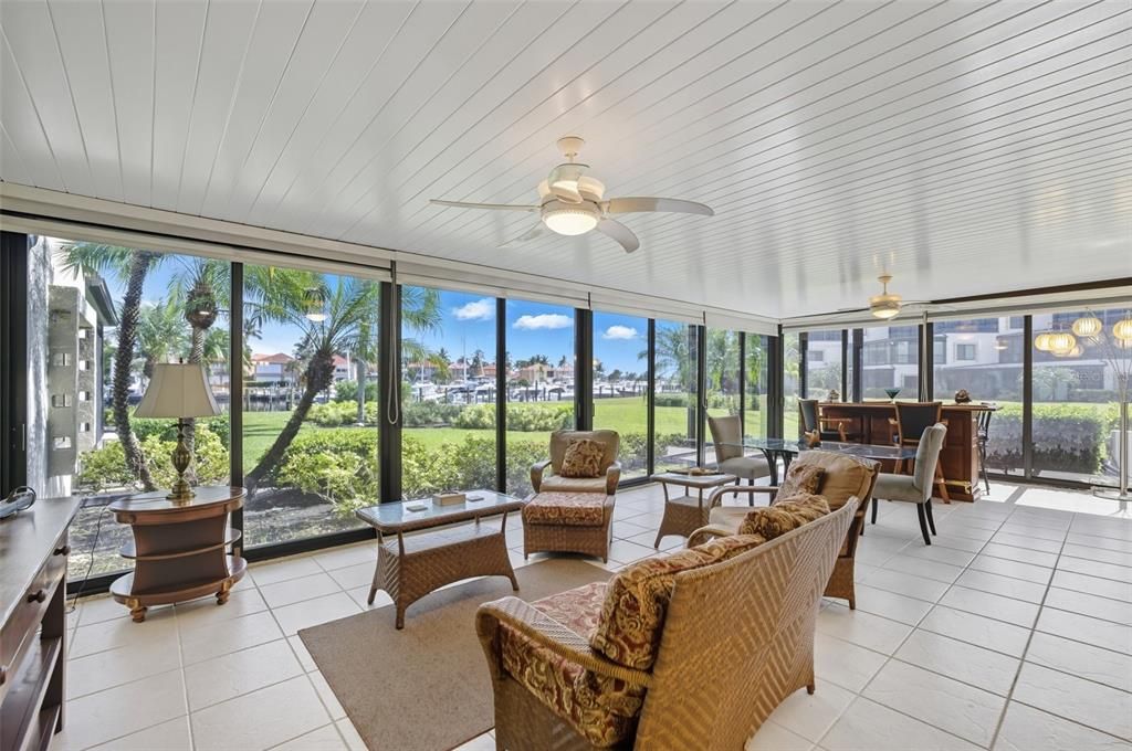 For Sale: $369,000 (3 beds, 2 baths, 2569 Square Feet)