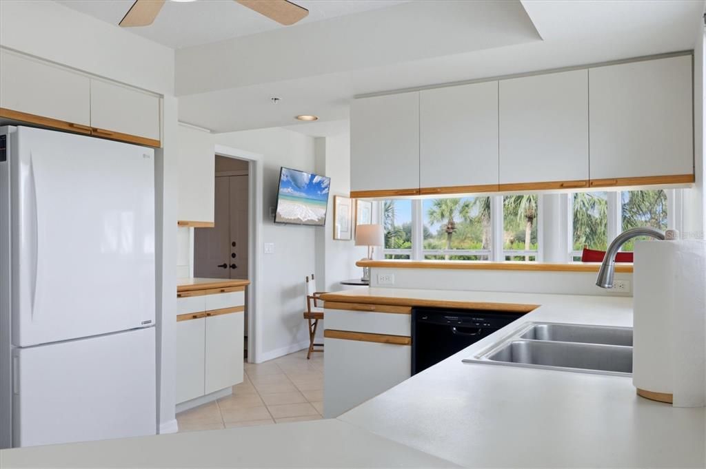En Venta: $505,000 (2 camas, 2 baños, 2148 Pies cuadrados)