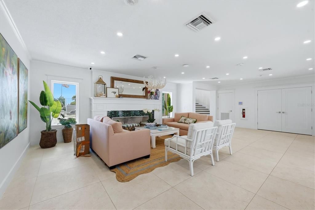 En Venta: $505,000 (2 camas, 2 baños, 2148 Pies cuadrados)