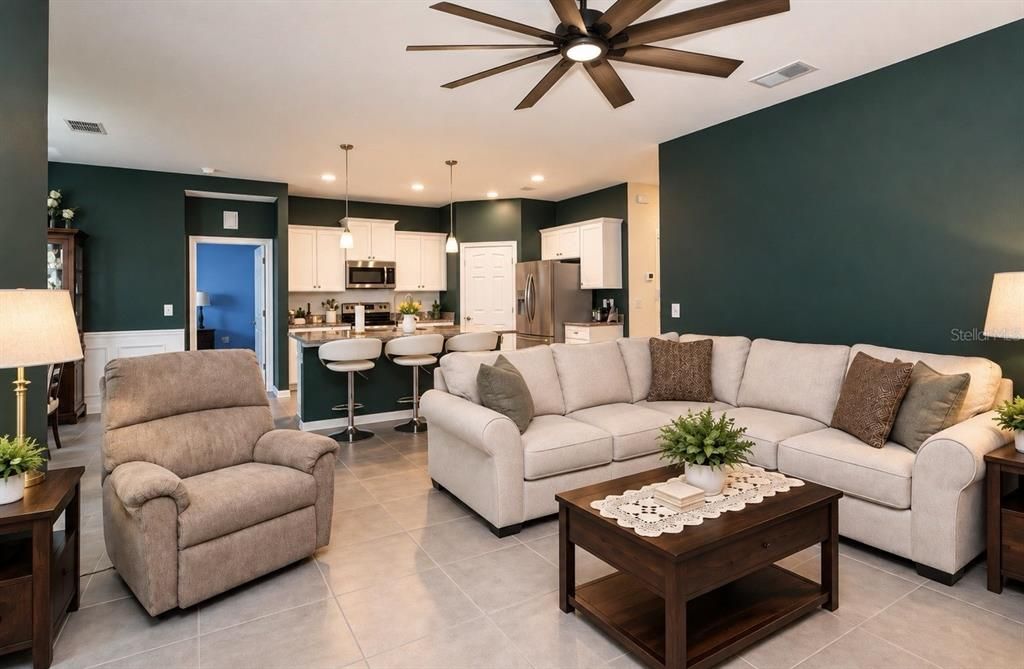En Venta: $385,000 (3 camas, 2 baños, 1722 Pies cuadrados)