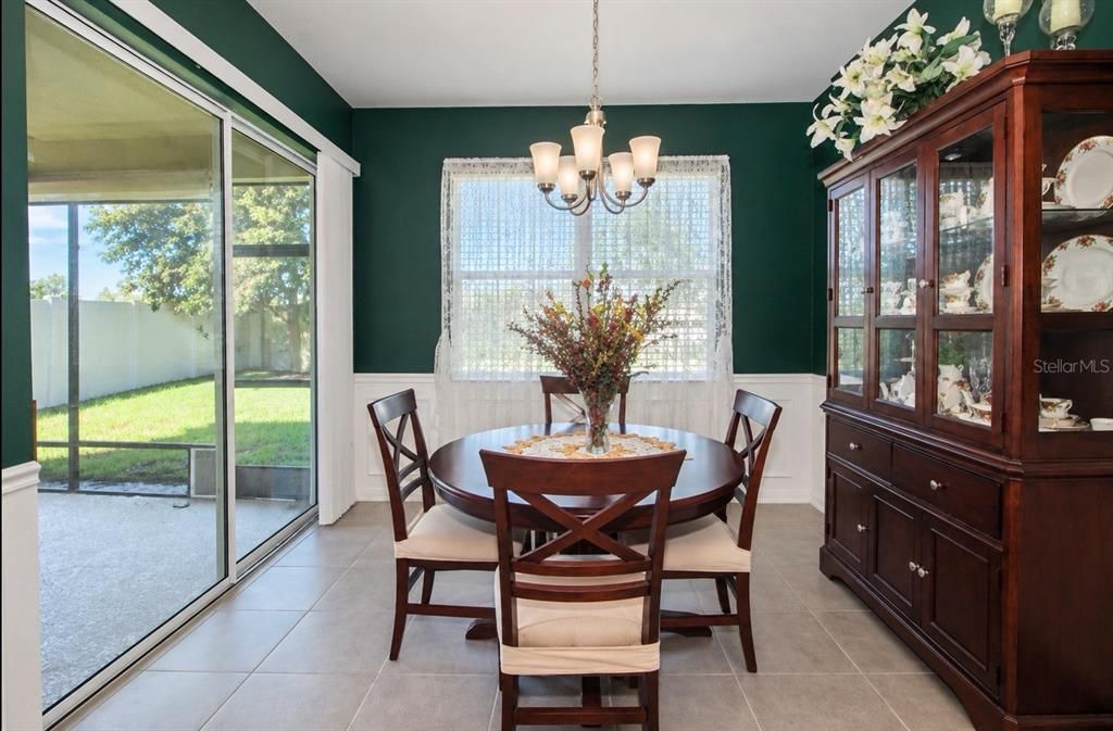 En Venta: $385,000 (3 camas, 2 baños, 1722 Pies cuadrados)
