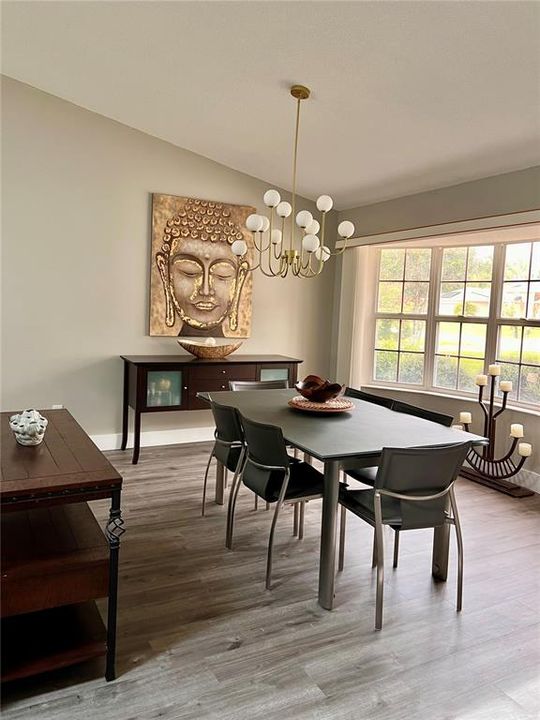 En Venta: $314,500 (3 camas, 2 baños, 1652 Pies cuadrados)