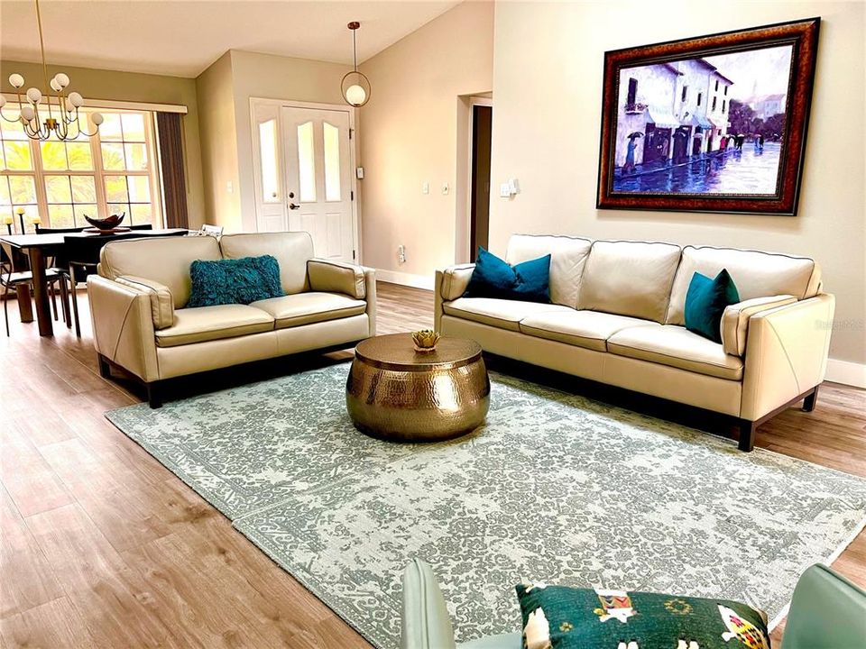 En Venta: $314,500 (3 camas, 2 baños, 1652 Pies cuadrados)