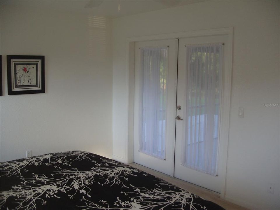 En Venta: $295,200 (3 camas, 2 baños, 1591 Pies cuadrados)