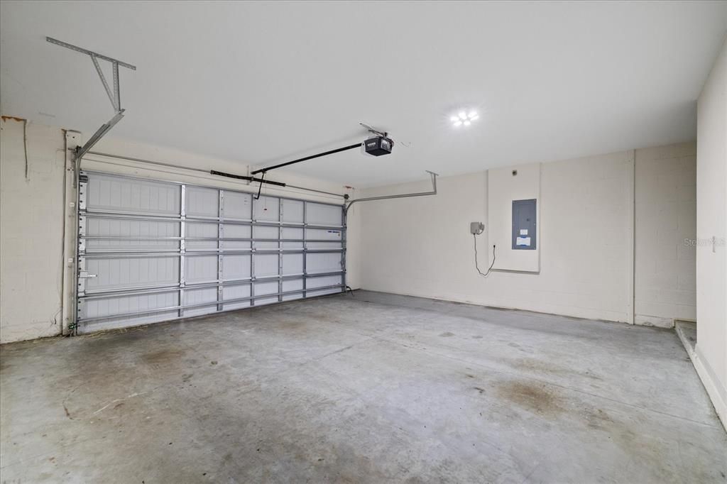 На продажу: $337,000 (4 спален, 2 ванн, 2305 Квадратных фут)