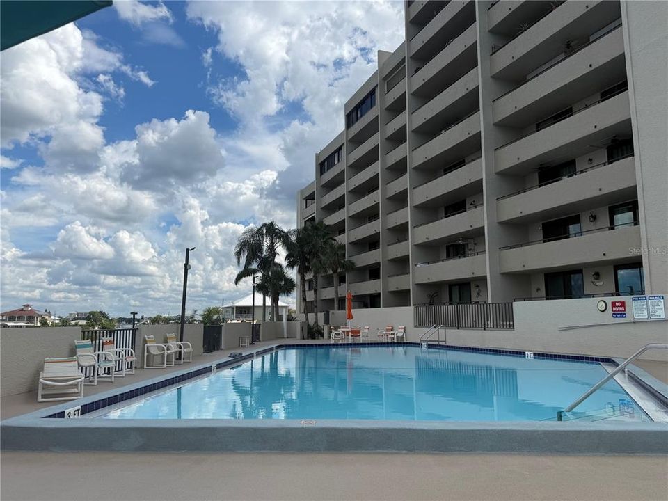 En Venta: $359,000 (2 camas, 2 baños, 1236 Pies cuadrados)