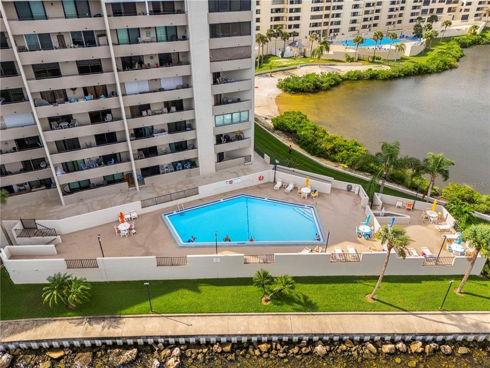 En Venta: $359,000 (2 camas, 2 baños, 1236 Pies cuadrados)