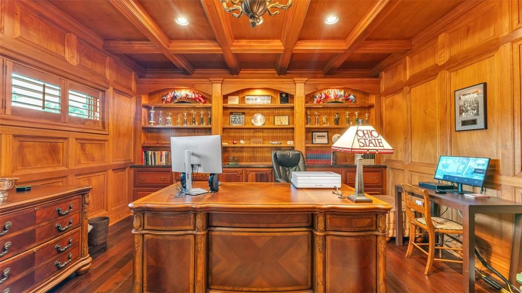 На продажу: $1,400,000 (3 спален, 3 ванн, 5404 Квадратных фут)