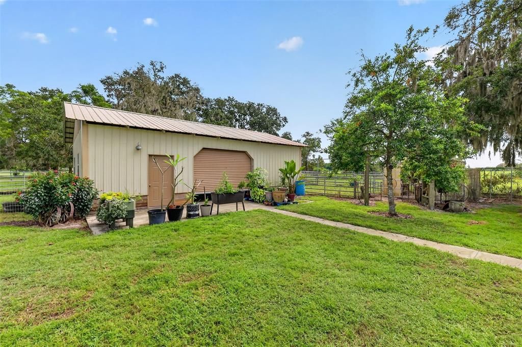 For Sale: $850,000 (3 beds, 2 baths, 2344 Square Feet)