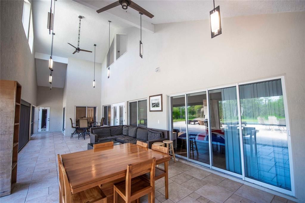 En Venta: $1,200,000 (4 camas, 4 baños, 2794 Pies cuadrados)