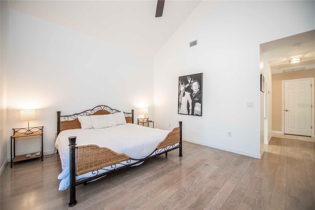 En Venta: $1,200,000 (4 camas, 4 baños, 2794 Pies cuadrados)