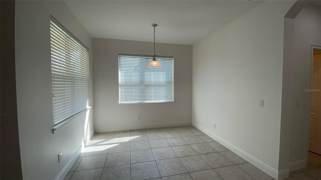 For Rent: $2,799 (4 beds, 3 baths, 2214 Square Feet)