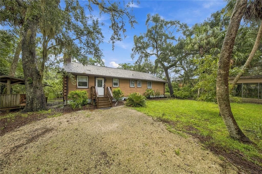 На продажу: $425,000 (3 спален, 2 ванн, 1676 Квадратных фут)