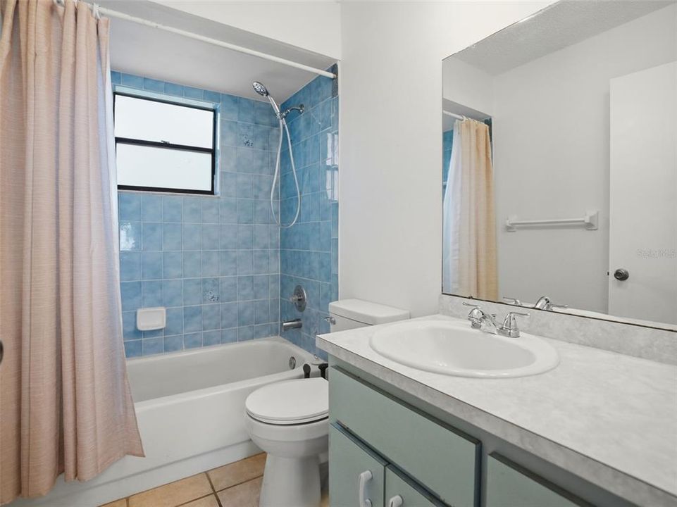 En Venta: $230,000 (2 camas, 2 baños, 1088 Pies cuadrados)