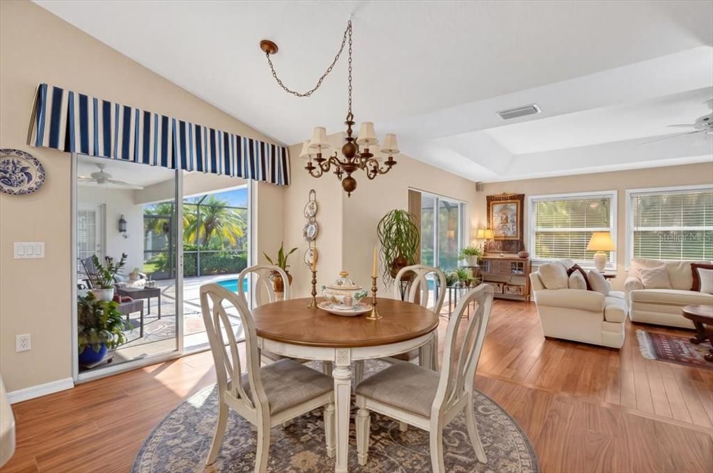 For Sale: $585,000 (3 beds, 2 baths, 2117 Square Feet)