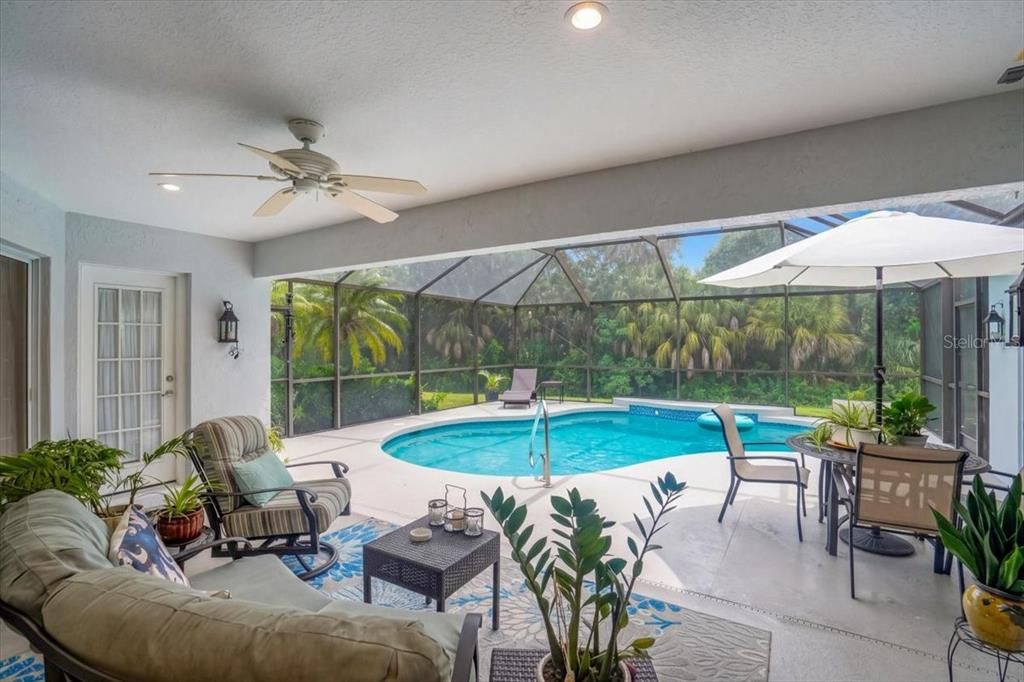 For Sale: $585,000 (3 beds, 2 baths, 2117 Square Feet)