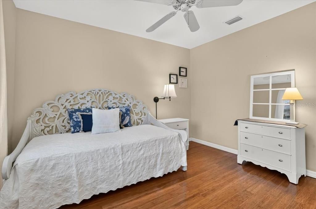 For Sale: $585,000 (3 beds, 2 baths, 2117 Square Feet)