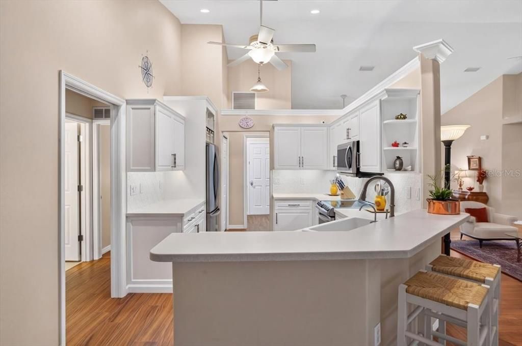 For Sale: $585,000 (3 beds, 2 baths, 2117 Square Feet)