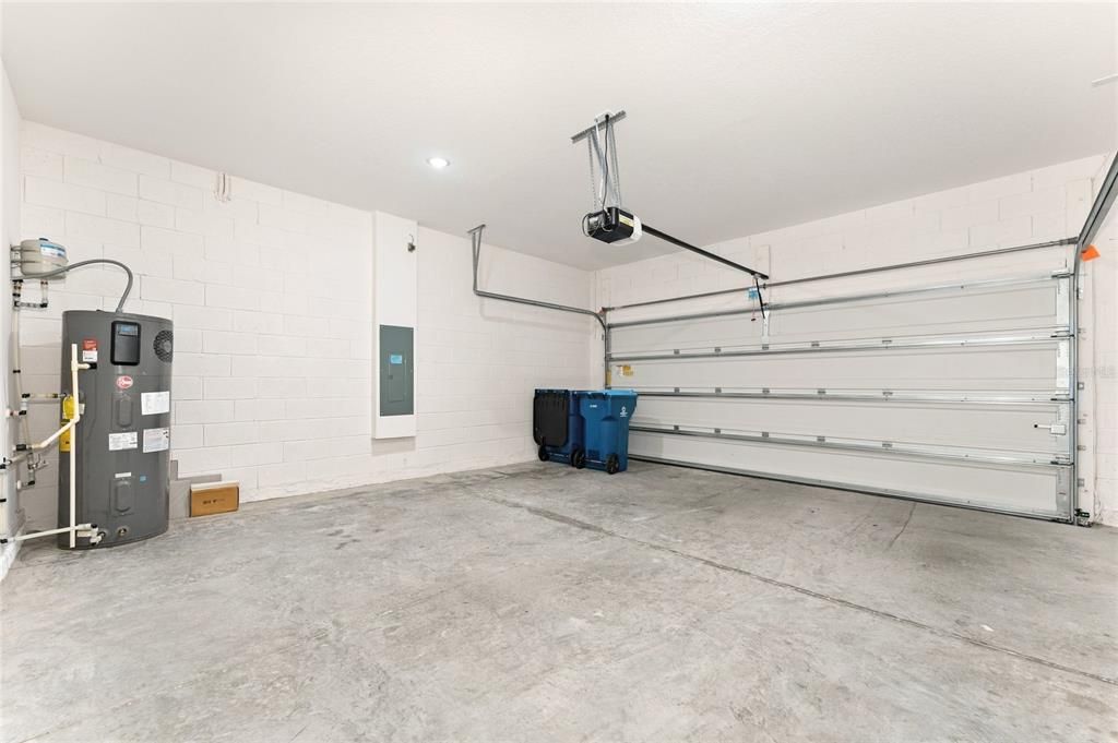 В аренду: $2,200 (4 спален, 2 ванн, 1791 Квадратных фут)