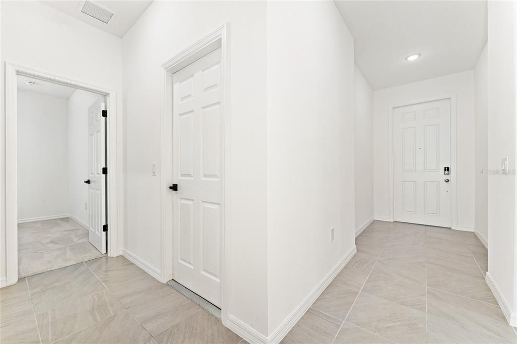 В аренду: $2,200 (4 спален, 2 ванн, 1791 Квадратных фут)