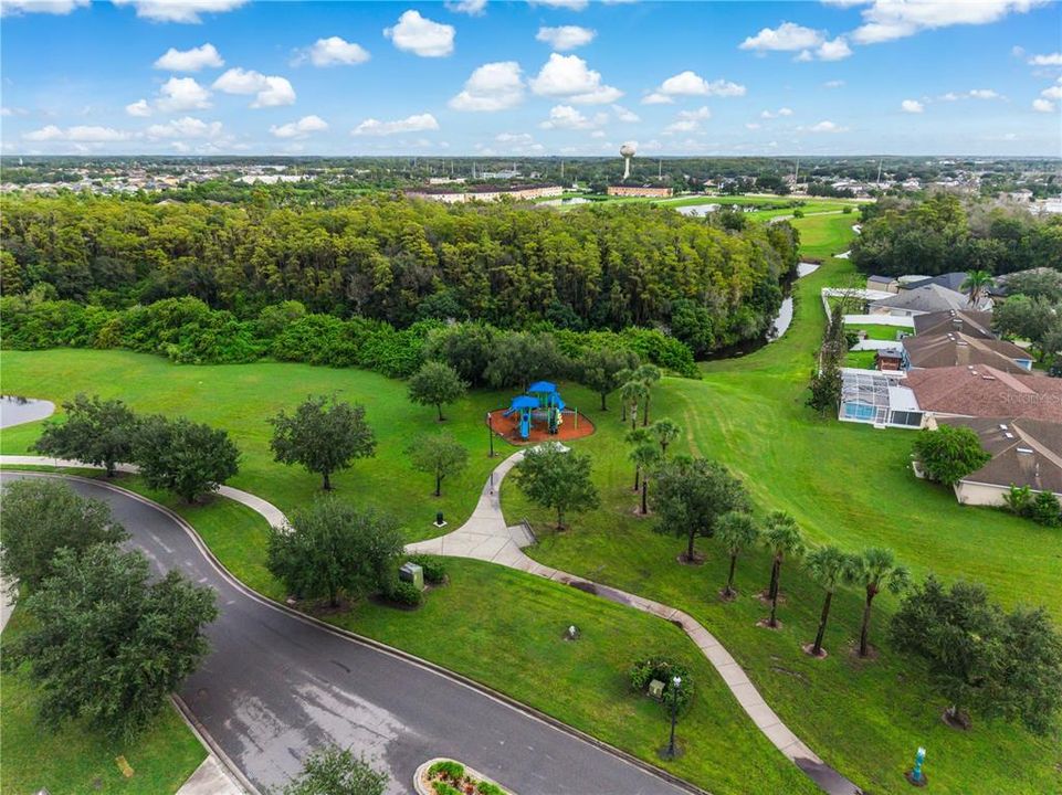 На продажу: $370,000 (3 спален, 2 ванн, 1684 Квадратных фут)