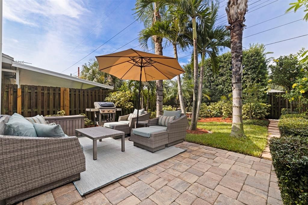 For Sale: $445,000 (3 beds, 2 baths, 1819 Square Feet)